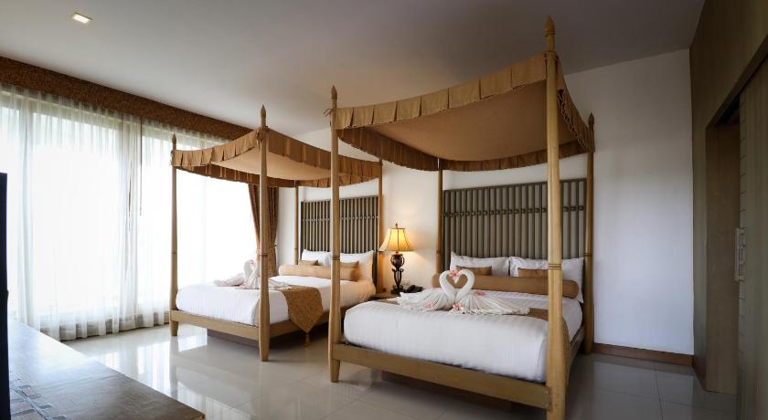 Image of Deluxe Family Room 17
