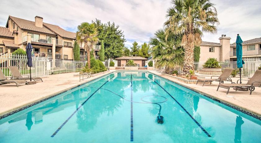 Modern St George Getaway with Shared Pool and Hot Tub! photo
