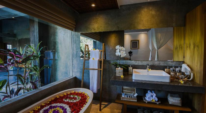 Purana Suite Ubud