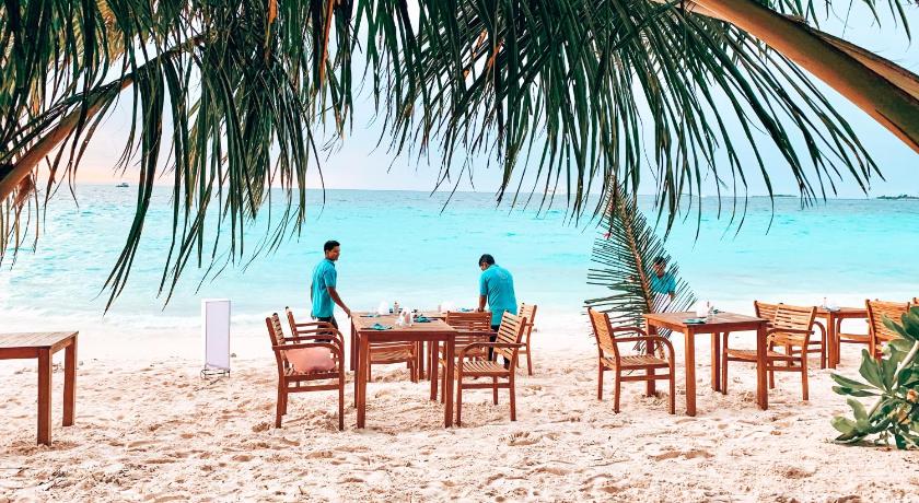 Maldives Island Bliss Dhigurah 3-Star Accommodation view