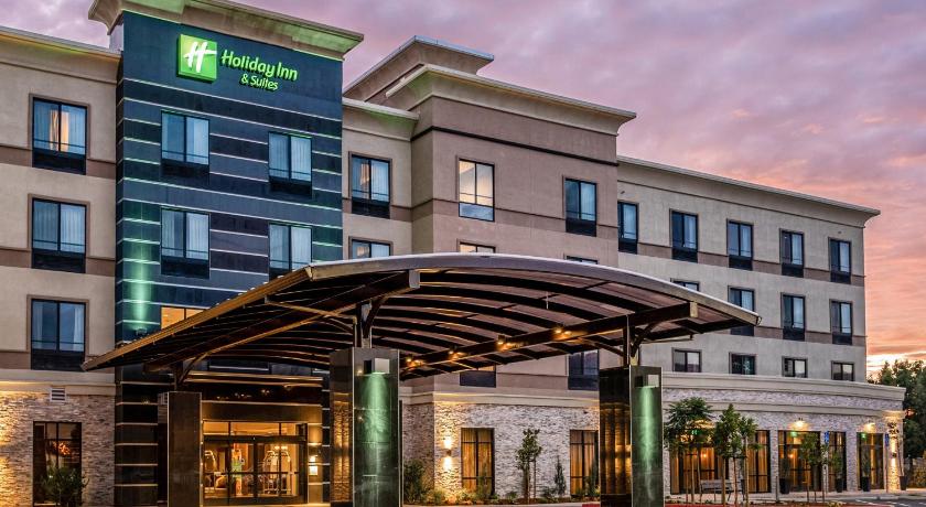Holiday Inn Hotel & Suites Milpitas photo
