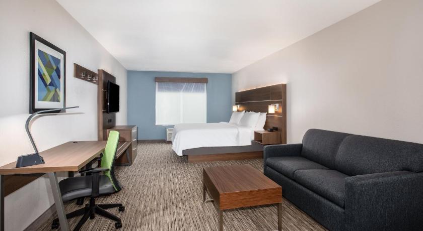 Holiday Inn Express & Suites Yosemite Park Area
