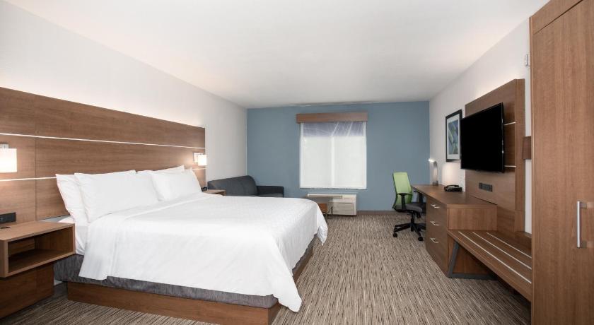 Holiday Inn Express & Suites Yosemite Park Area