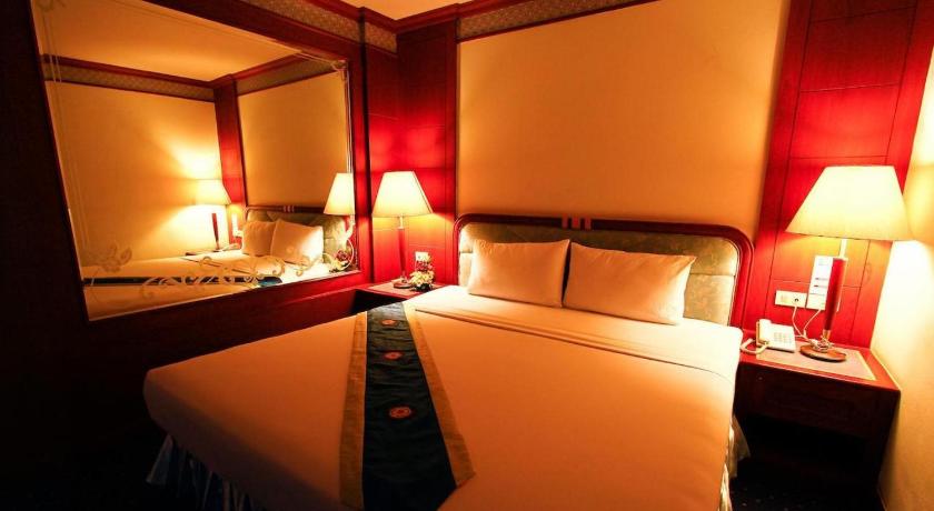Image of Junior Suite Room 6