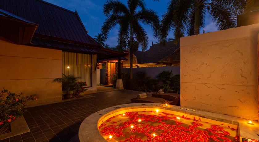 Image of jacuzzi villa 2