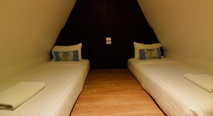 Image of Family 3 Rooms 6