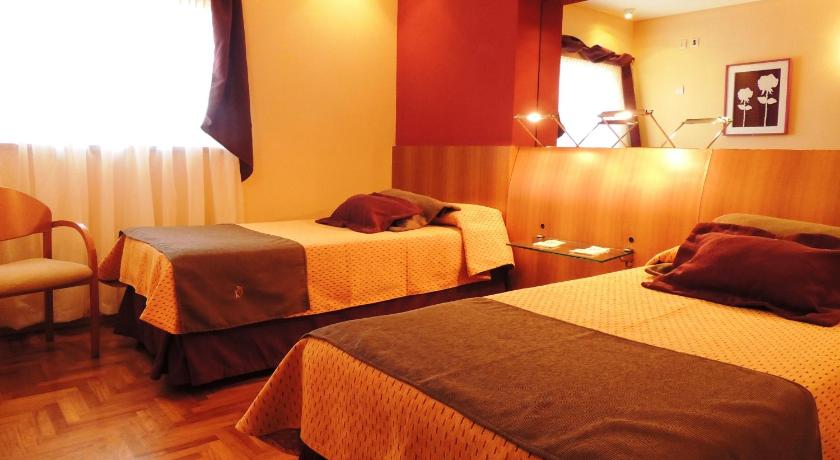 Image of Quadruple Room 5