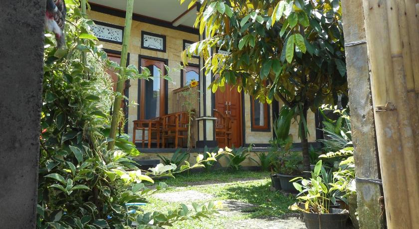 巴厘 Ming Homestay 2星级 单人房 外观