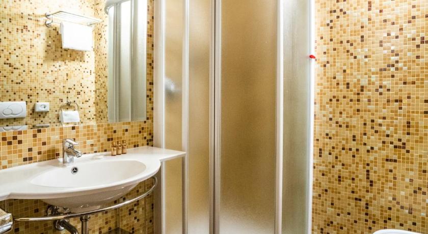 Image of Superior Apartment (5 Adults) 2