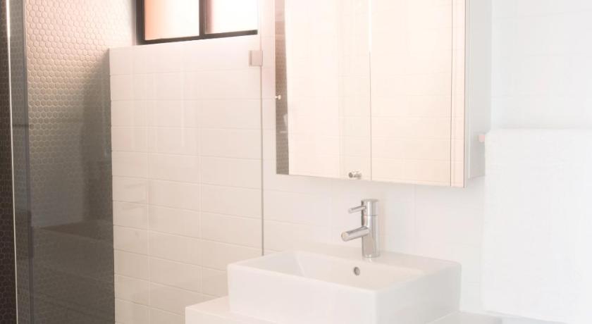 Image of 1 Bedroom Apartment with Balcony 14