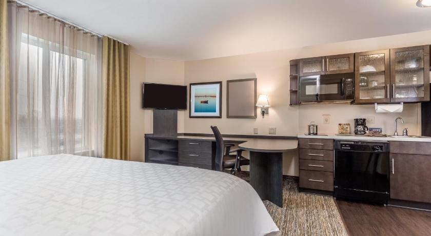 Candlewood Suites Bensalem - Philadelphia Area