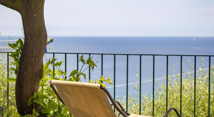 索里 Villa Solaria 4星级 民宿 餐厅