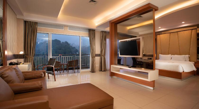 Image of Royal Suite 4