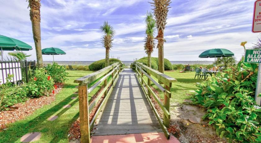 Suites at the Beach photo