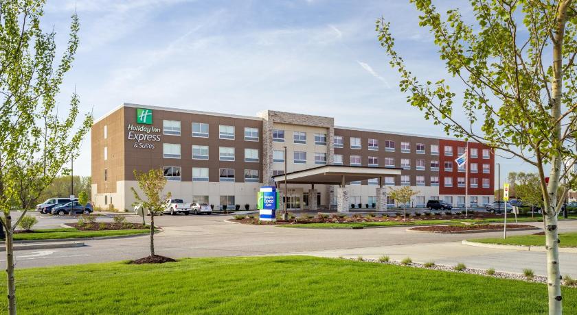 Holiday Inn Express & Suites Hammond photo