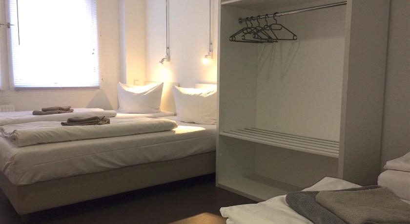 ベルリン BNB near Brandenburg Gate 2つ星 ホテル 客室