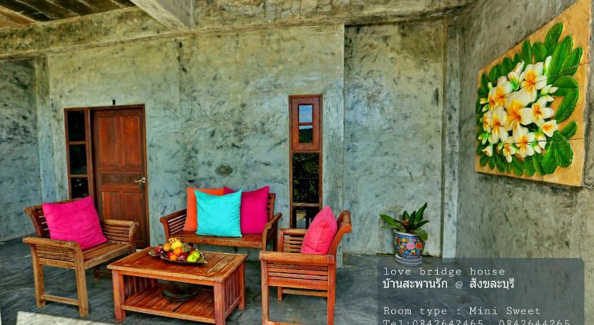 Image of Junior Suite with Canal View 3