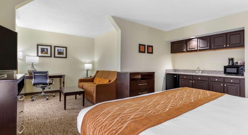 Comfort Inn & Suites Lake Norman