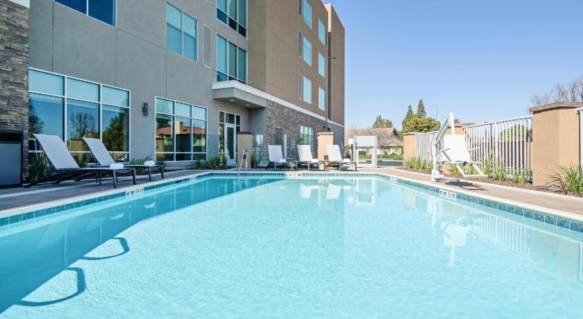 Hyatt Place Bakersfield