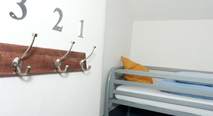 Image of Bed in 7-Bed Female Dormitory Ensuite 3