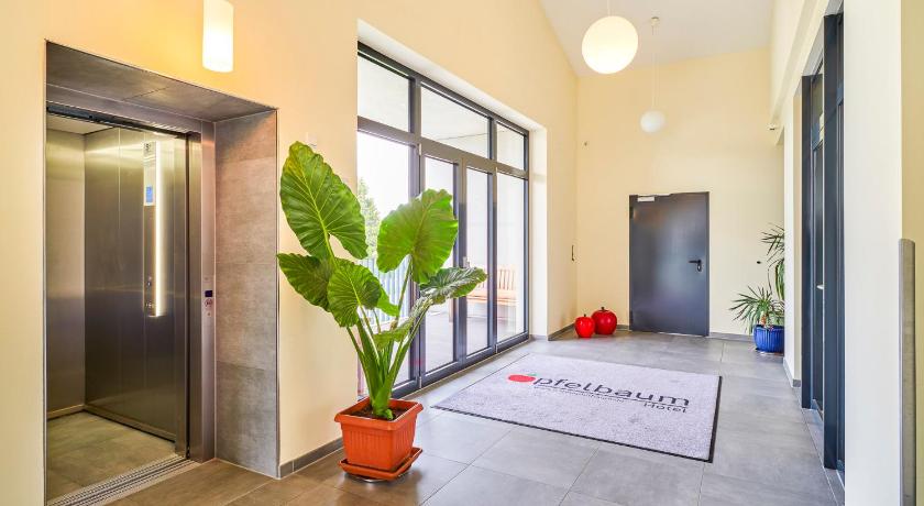 Hotel Apfelbaum photo
