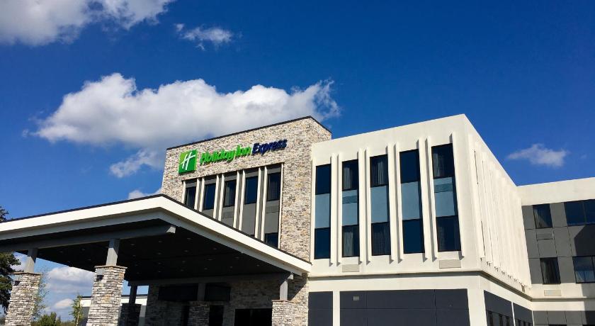 Holiday Inn Express - Grand Island