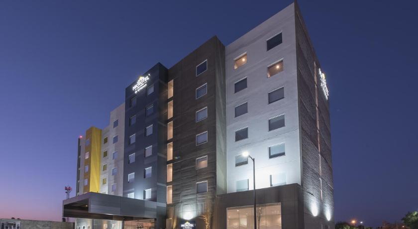 Microtel Inn & Suites by Wyndham Irapuato