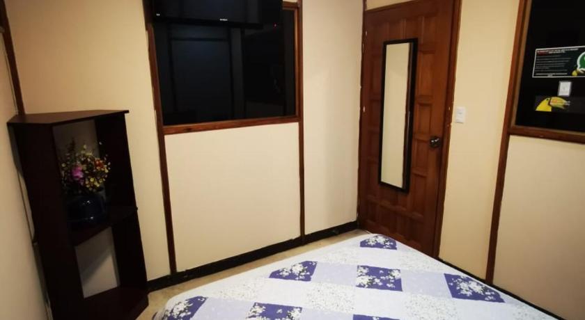 Toucan Hostel photo