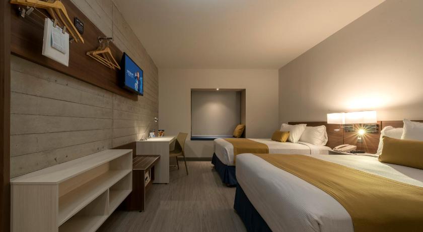 Microtel Inn & Suites by Wyndham Irapuato