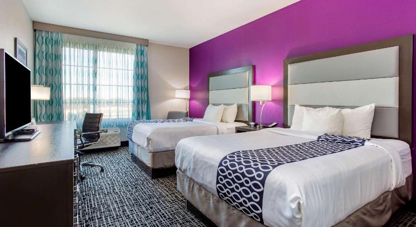 La Quinta Inn & Suites by Wyndham Springfield IL