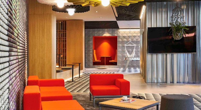 ibis Barcelona Pza Glories 22