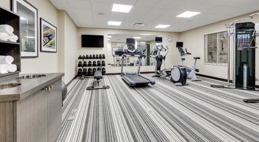 Candlewood Suites Farmers Branch photo