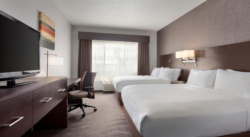 Holiday Inn Express & Suites Boise West - Meridian