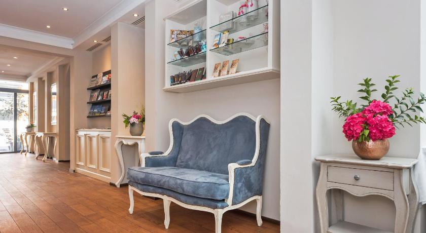 Boutique & Business Hotel La Tureta photo