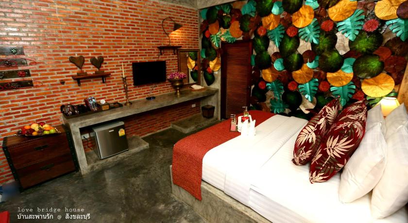 Image of Double Room with River View 12