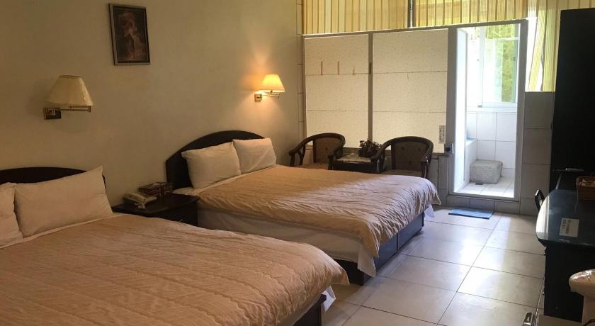 Bilde av Firemannsrom med badekar (Quadruple Room with Bath) 0