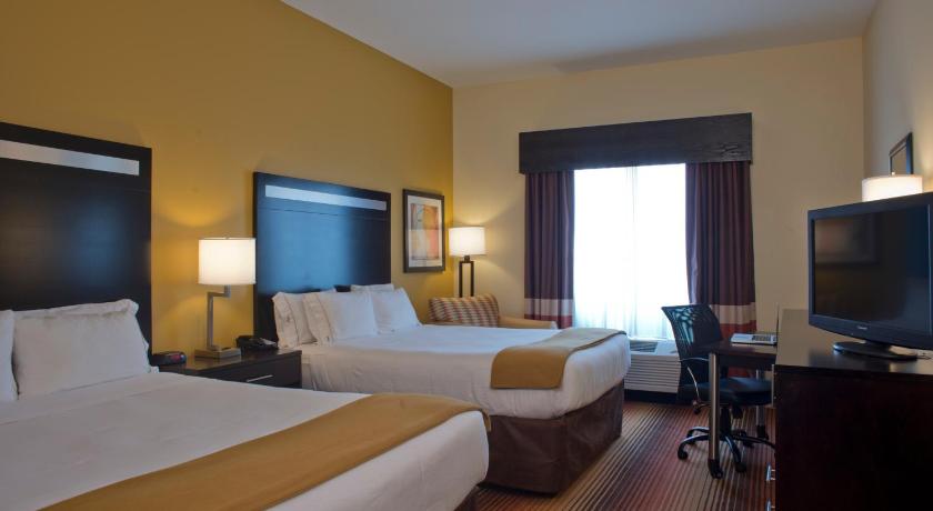 Holiday Inn Express Hotel & Suites Prattville South