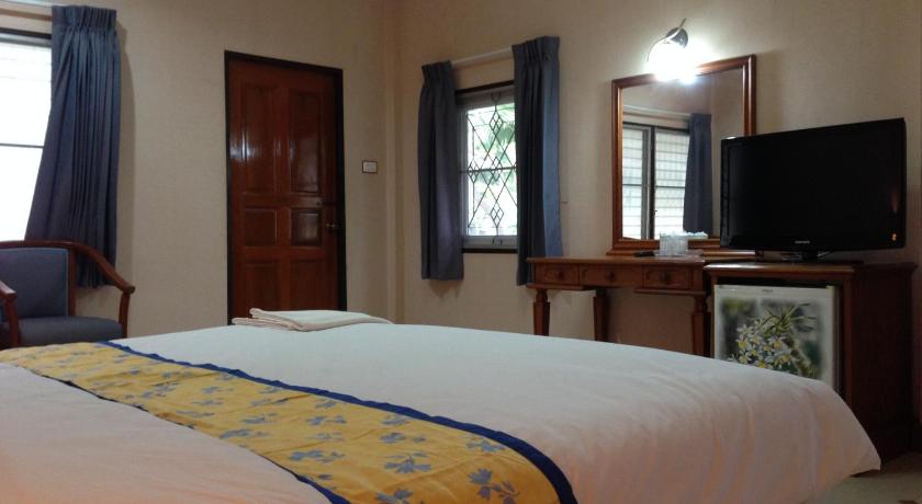 Image of Deluxe Double or Twin Room 0