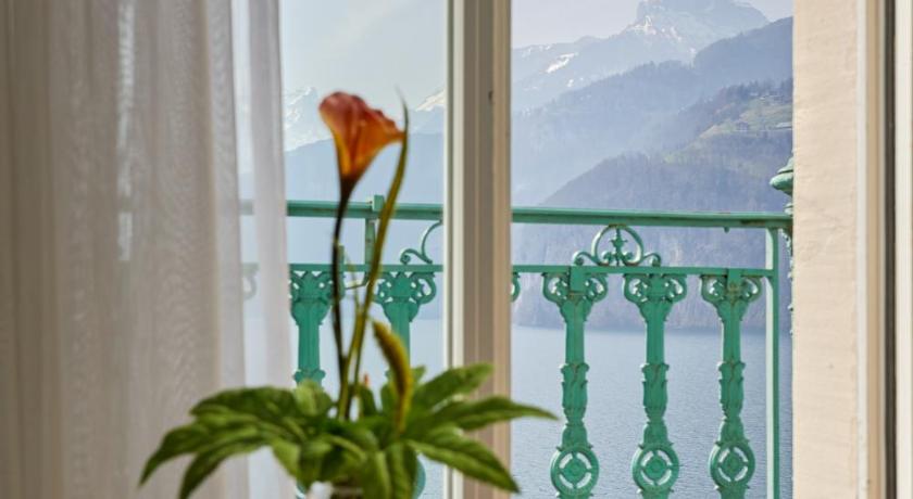 Hotel Schmid & Alfa photo