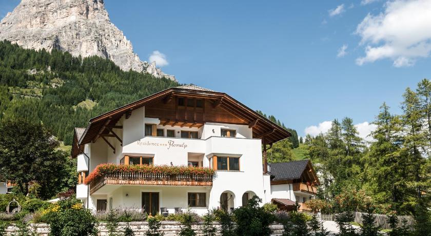 Residence Floralp photo