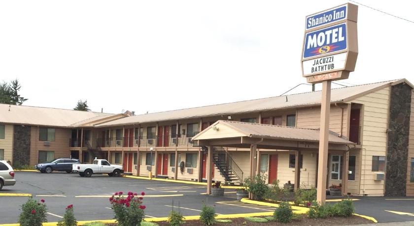 Shanico Inn — Hotel in Lebanon (OR)