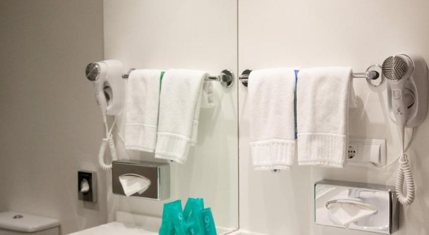 Image of Comfort Double or Twin Room 8