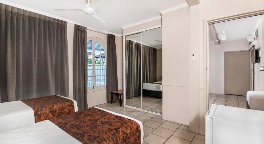 Imagen de Habitación estándar tranquila con 2 camas individuales - No Fumadores (Standard Quiet Room with 2 Single Beds - No Smoking) 3