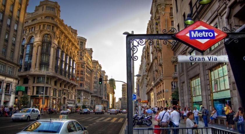 Lux Penthouse gran via photo