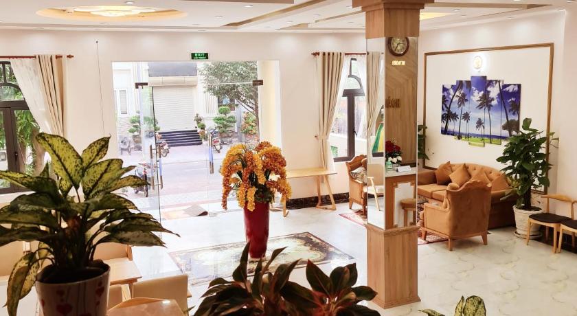 Hoang Gia Hotel Con Đao photo