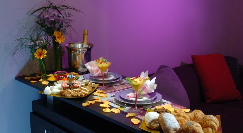 Image of Executive Suite 6