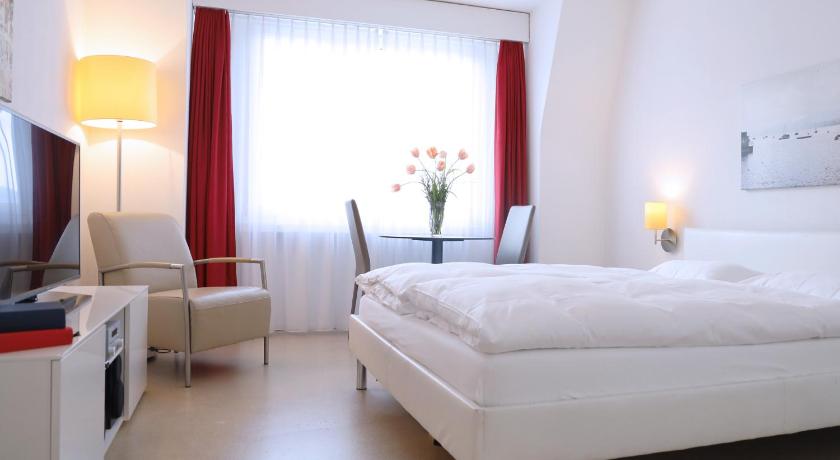 CITY STAY - Forchstrasse photo
