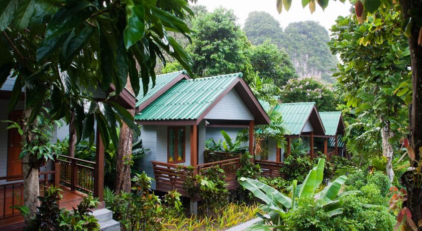 Image of Superior Bungalow with Air 15