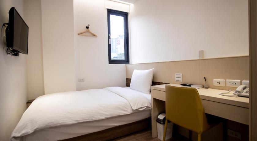 Image of Single Room 1