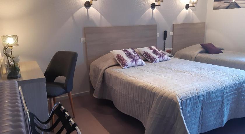 Image of Triple Room 3